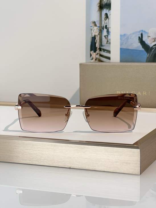Picture of Bvlgari Sunglasses _SKUfw80444053fw